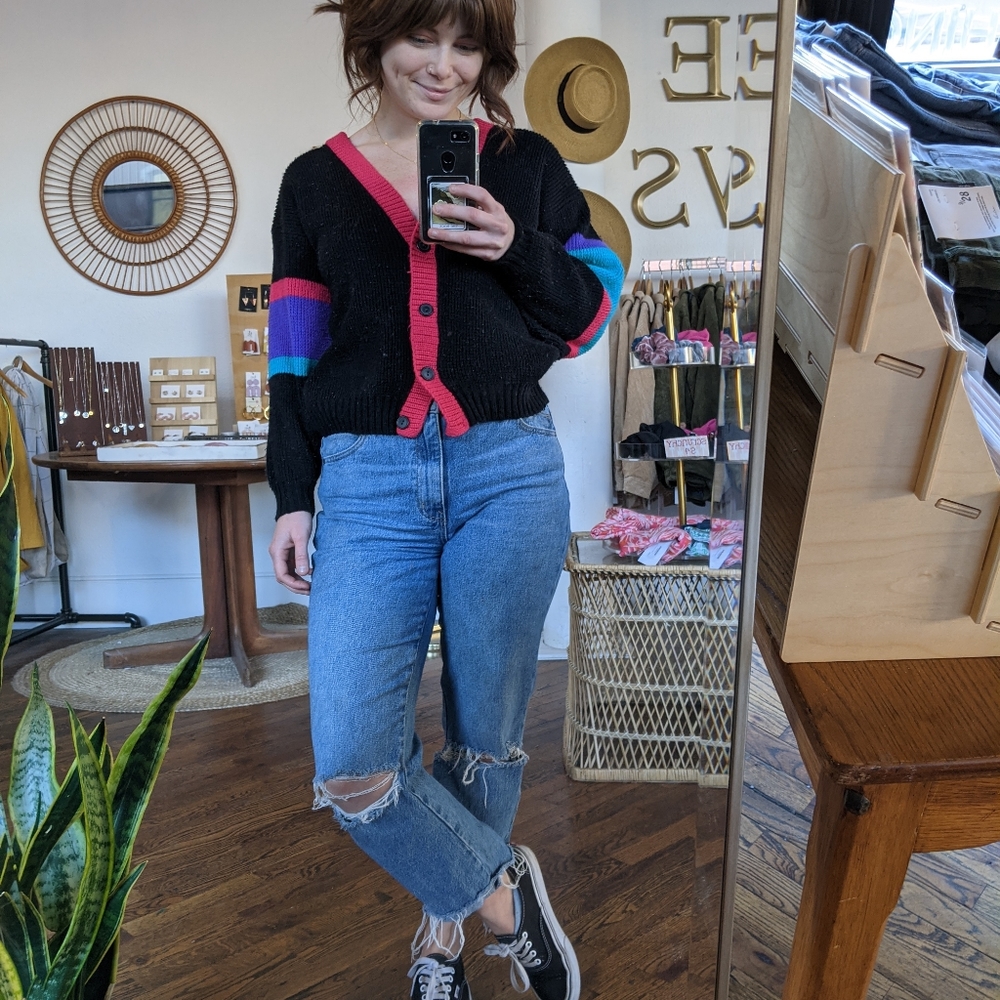VINTAGE Cardigan - Picture 3 of 3